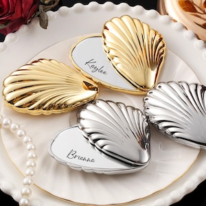 Gegraveerde make-upspiegel, gepersonaliseerde compacte spiegel, aangepaste make-upspiegel op zak, bruidsdouchecadeau, cadeaus bruidsmeisjes, cadeau voor haar