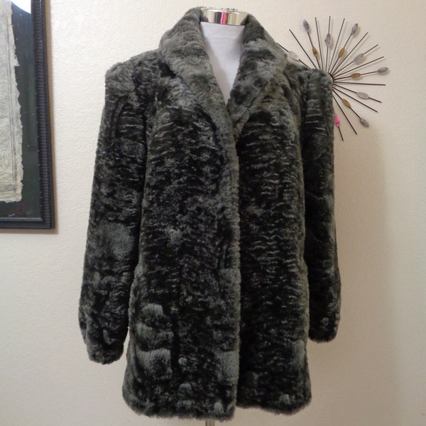 1980s Saxton Hall Gray Plush Faux Fur Shawl Collar Pocketed Glam Jacket Sz M