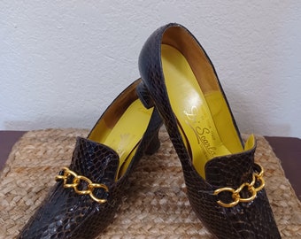 1960s Fashions From Italy by Di Scarla Brown Genuine Cobra Skin Gold Chain Trim Heels