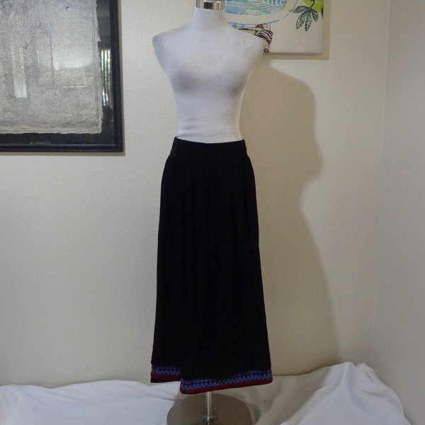 Vintage Mario Valentino Made in Italy Black Cut Out Design Suede with Woven Trim Dirndl Style Skirt sz EU 44