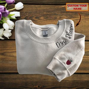 Bluza z haftem dla nauczyciela, spersonalizowany prezent dla nauczyciela, spersonalizowana bluza, spersonalizowany sweter z rękawem jabłkowym, strój na powrót do szkoły