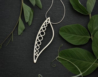 Sterling Silver Pea Pod Pendant handmade by Canadian jewellery artist Melissa Pedersen, pea pod necklace, garden jewelry, mothers day gift