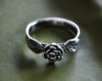 Botanical Ring, one of kind ring handmade in solid sterling silver, flower ring, botanical jewelry, silver rose ring by Melissa Pedersen