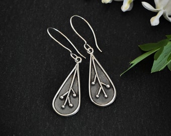 Leaf drop earrings handmade in recycled solid silver, One of a kind silver leaf earrings, oxidized silver, nature gift, Canadian Metalsmith