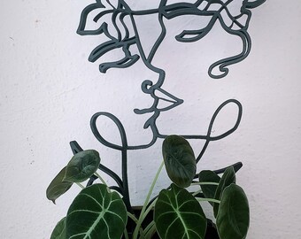3D Printed Kiss Plant Support: Decorative Potted Plant Stake