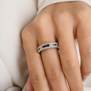 Sapphire Wedding Band- 18K Gold Diamond Sapphire Cluster Ring- 1st Anniversary Band- September Birthstone Jewelry- Handcrafted Gifts
