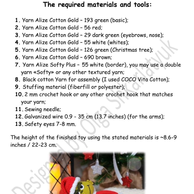 Puede incluir: Una lista de materiales y herramientas necesarias para un proyecto de crochet. Incluye varios colores de hilo Alize Cotton Gold, hilo de algod&oacute;n negro, material de relleno, un ganchillo, una aguja de coser, alambre galvanizado (35 cm) y ojos de seguridad. El juguete terminado mide aproximadamente 22-23 cm de alto.