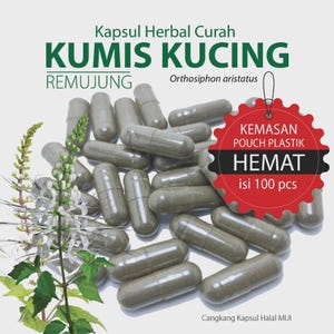 Könnte beinhalten: Ein Haufen hellbrauner Kräuterkapseln neben einer blühenden Kumis Kucing Pflanze. Der Text lautet Kapsul Herbal Curah KUMIS KUCING REMUJUNG Orthosiphon aristatus, und ein rotes Etikett besagt KEMASAN POUCH PLASTIK HEMAT isi 100 pcs.