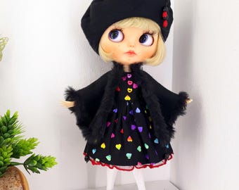 Blythe Doll, black Dress, Cape is decorated with  fur and Beret, Blythe Clothes