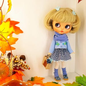 Blythe doll, Blythe blue clothes,  Blythe blue jacket with embroidery, checkered skirt, white tights, bag, snood scarf and warmers