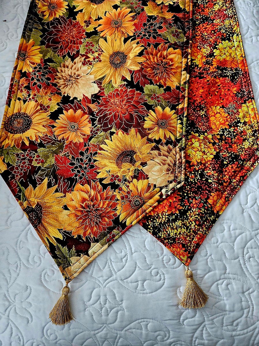 Camino de mesa reversible con motivos otoñales 72x14 Hecho a mano y acolchado