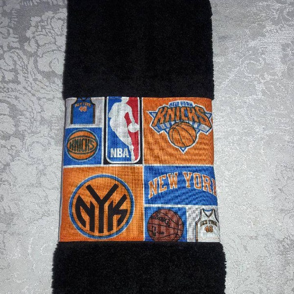 New York Knicks Hand Towel Great for Kitchen, Bathrooms and Bars Great Gift