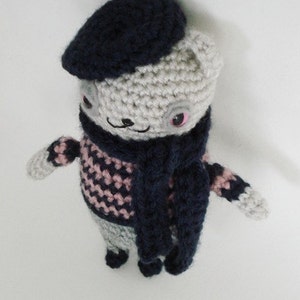 CROCHET PATTERN Amigurumi Parisian Bear Beatnik Poet Plushie image 4