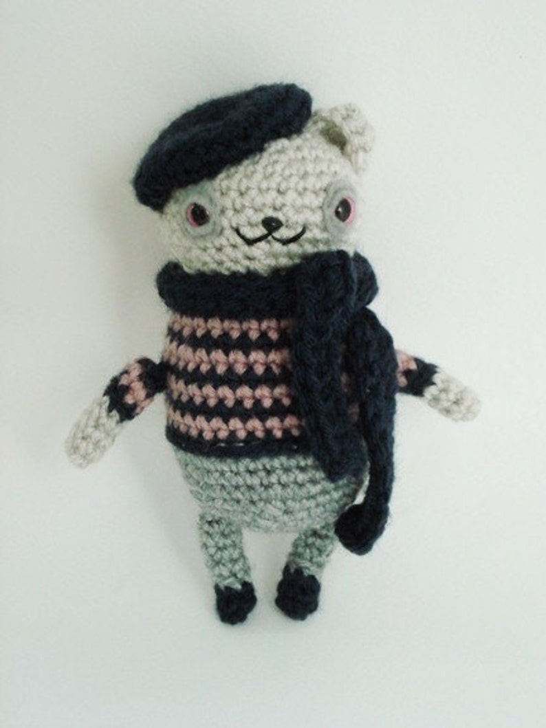 CROCHET PATTERN Amigurumi Parisian Bear Beatnik Poet Plushie image 2