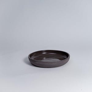 SARA Dinner Plate Grey Black, Handmade Ceramic Plate, Stoneware Serving Plate, Minimalist Tableware, Handmade in Germany