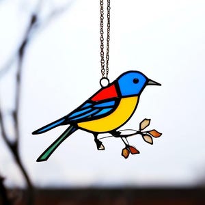Stained Glass Bird Suncatcher Handcrafted Window Hanging Décor Colorful Wildlife Art Unique Gift for Bird Lovers Nature-Inspired Home Decor