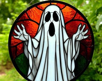 ステンドグラスのゴーストサンキャッチャー：手作りハロウィン窓飾り