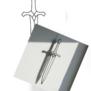 Może przedstawiać: Szczegółowa ilustracja miecza z krzyżowym jelcem i okrągłą głowicą. Miecz przedstawiony jest w minimalistycznym stylu z czystymi liniami, a cień rzucany jest na białe tło.