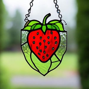 Stained Glass red Strawberry Suncatcher Handmade Fruit Decor Unique Kitchen Decoration Summer Window Art Gift for Garden and Berry Lovers