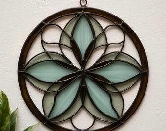 Solfångare i målat glas med mandala – Rund färgglad fönsterhänge, spirituell bohemisk heminredning