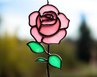 ステンドグラスのカーネーションサンキャッチャー：手作りの花柄