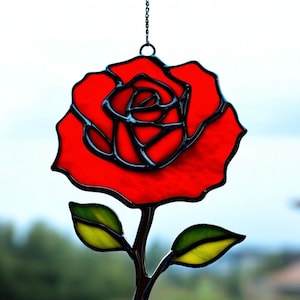 Stained Glass red Rose Suncatcher Handcrafted Floral Window Hanging, Elegant Flower Decor, Nature-Inspired Unique Handmade Rose Home Accent