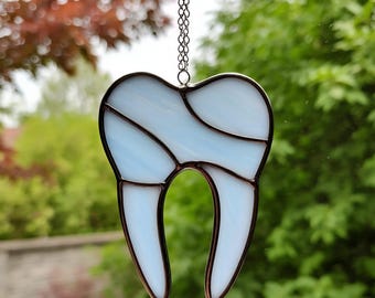 Tandornament gebrandschilderd glas: tandartskantoordecoratie, cadeau tandartsstudent