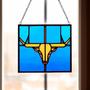 Handmade Stained Glass Highland Cow Suncatcher: Scottish Farmhouse Decor