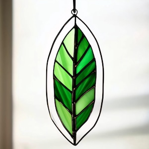 Stained Glass Fern Leaf Suncatcher florest Botanical Green Window hanging Decor Nature Inspired garden green Handmade Gift for Plant Lovers