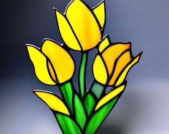 ステンドグラス風チューリップのサンキャッチャー：手描きの花のリース