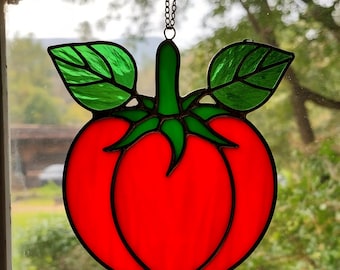 Stained Glass Tomato Suncatcher – Red Vegetable Window Hanging, Kitchen Decor, Gardener Gift
