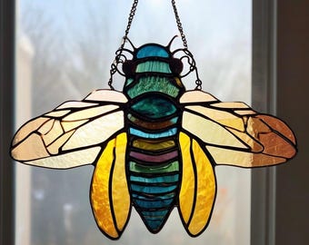 Stained Glass Cicada Suncatcher: Handmade Nature-Inspired Window Decor
