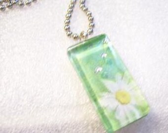 Daisy Chain Glass Tile Pendant