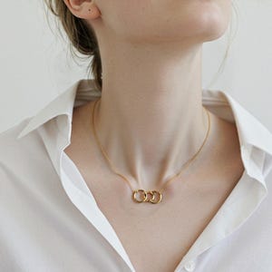 Unbiological Sister Necklace Gift | Best Friend Jewellery for Her| Soul Sister Pendant |Sentimental Friendship Necklace | BFF Gift for Women