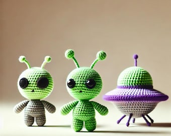 Crochet Mini Alien and UFO Saucer Set Pattern