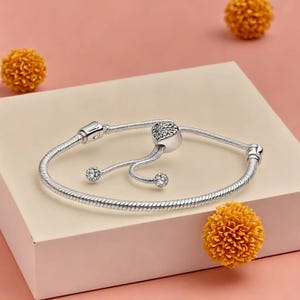 Heart Clasp Snake Chain Slider Bracelet Pave 2025 Women&#39;s Jewellery Elegant Silver and Rhinestone Handmade Adjustable Bracelet up to 28cm
