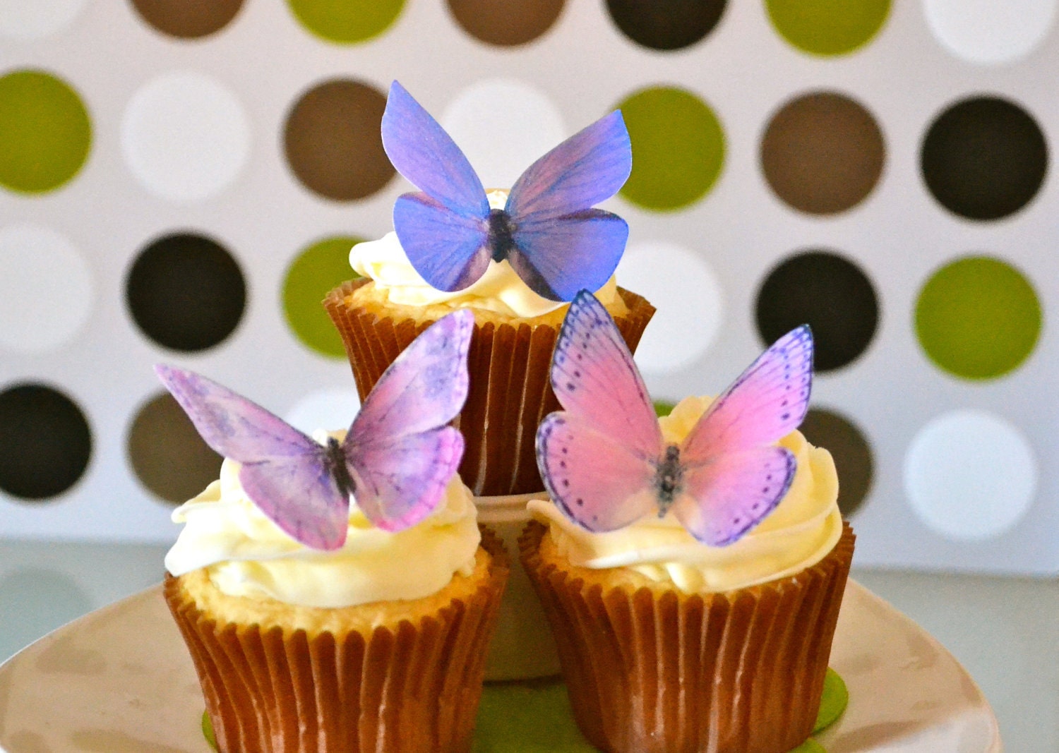 The Original Edible Butterflies Large Assorted Purple Cake