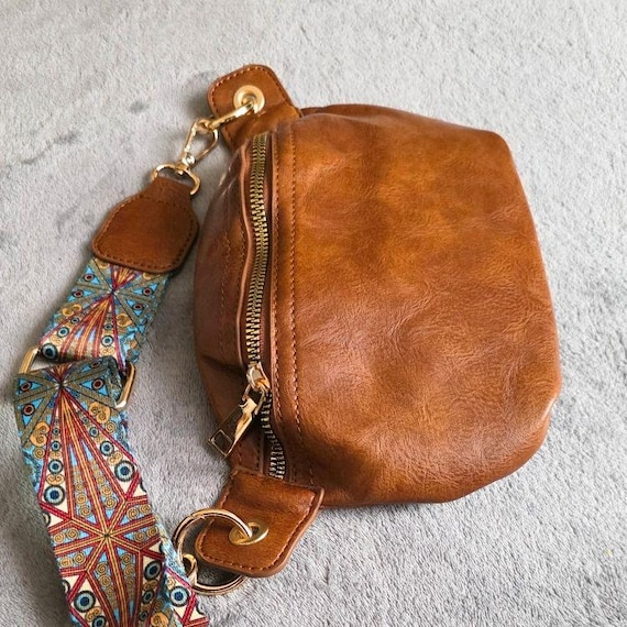 Retro Brown Quality Soft Vegan Leather Waist Bag – Crossbody Bag for Everyday Travel