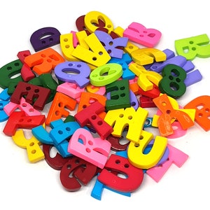 50 piezas Aleatorio Mixto Surtido A B C Letras alfabetos botones 2 agujeros para coser manualidades mezclar colores