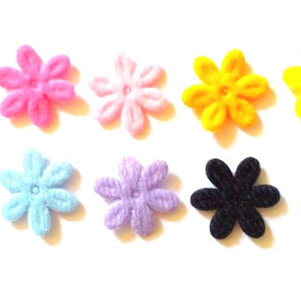 100 pcs Plain Small flower Padded Appliques mix color size 17 mm