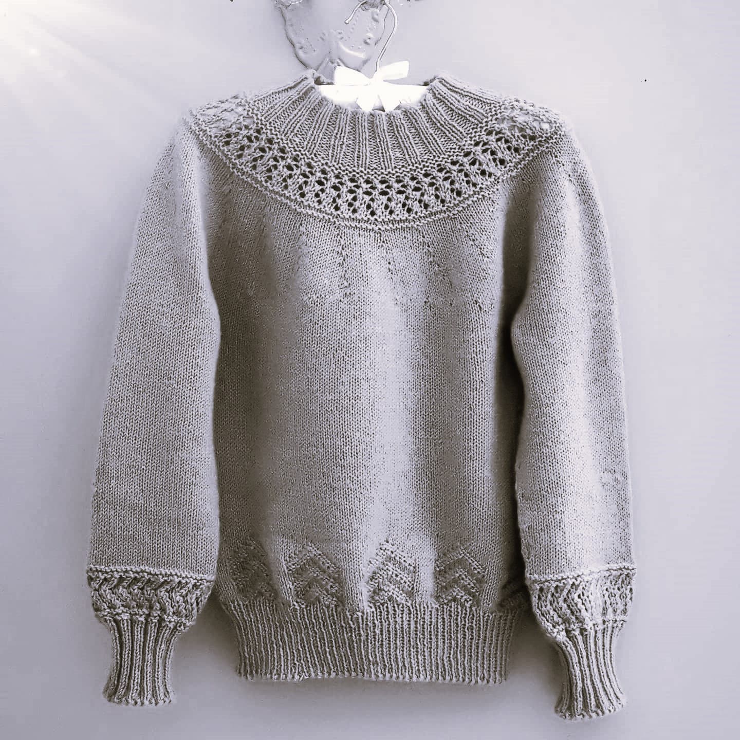 Knitting Pattern Top Down Seamless Yoke Sweater Lace Yoke Textured Knit Pattern, Mock Turtle Collar Pullover, 9 Sizes XS to 5XL - Etsy Knitting Pattern Top Down Seamless Yoke Sweater Lace Yoke Textured Knit Pattern, Mock Turtle Collar Pullover, 9 Sizes XS to 5XL - Etsy