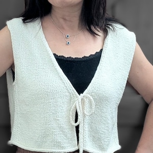 Amarta Knit Vest Pattern: Modern V-Neck Sleeveless Top (PDF Pattern)