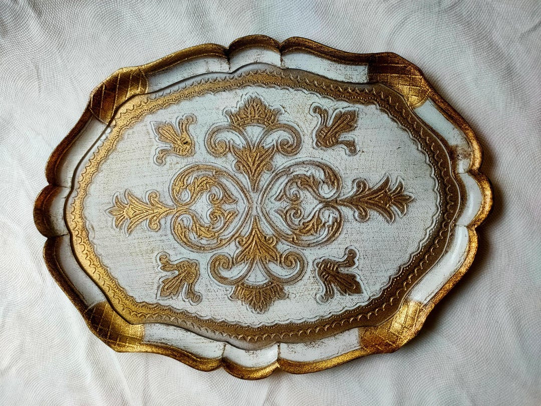 Vintage Florentine Tray With White Accents. Marked With 'made in Italy ...