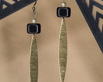 Native Made Nature Inspired Dangle Earrings Sun Ripples & Reeds Textured Brass Black Glass BIPOC