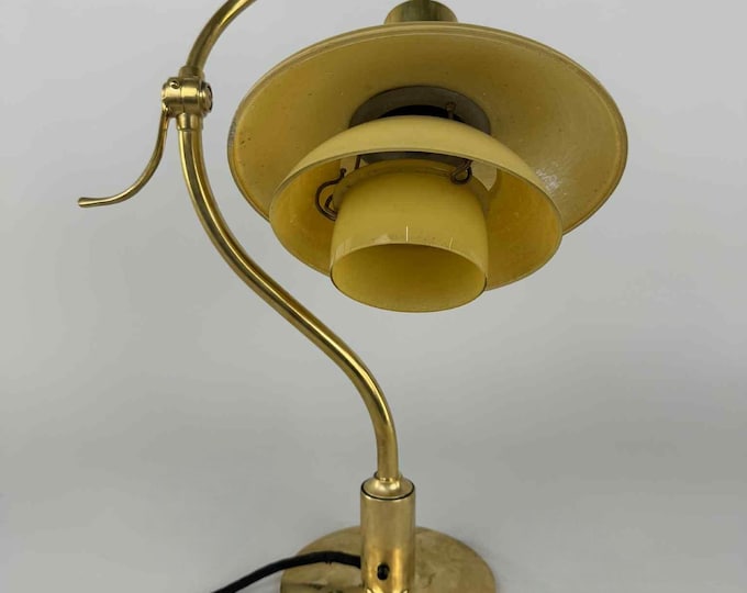 Poul Henningsen PH 2/2 “The Question Mark” Table Lamp – 1930s