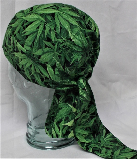 Cannabis Weed Leaf 420 Neck Warmer Tube Biker Balaclava Scarf Face Mask Bandana