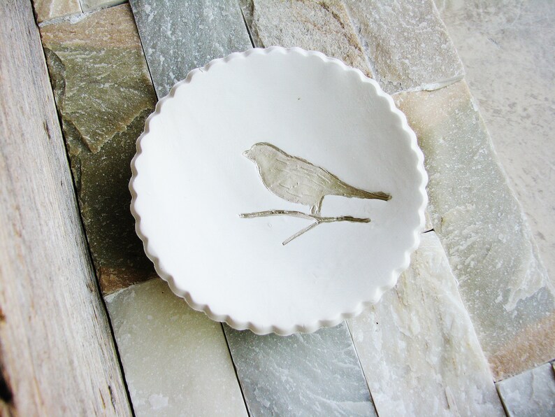 White Gold Sparrow Ring Dish, Wedding Ring Dish, Bridesmaid Gift, Metallic Ring Dish, Clay Ring Dish, Clay Bowl, Bird Ring Dish image 4