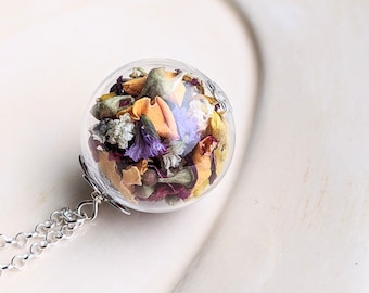 Glass Globe Necklace, Dried Flowers Specimen Necklace, Eco Friendly, Garden Gift, Terrarium Necklace