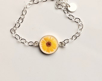 Yellow Flower Bracelet, Floral Bracelet, Silver Chain Bracelet, Minimalist Jewelry, Resin Jewelry