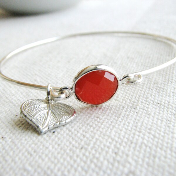 Bangle Bracelet Orange Onyx Stone Bezel Gem Jewel Bezeled Silver Leaf Charm Naturalist Bridal Minimalist Simple Design Stacking